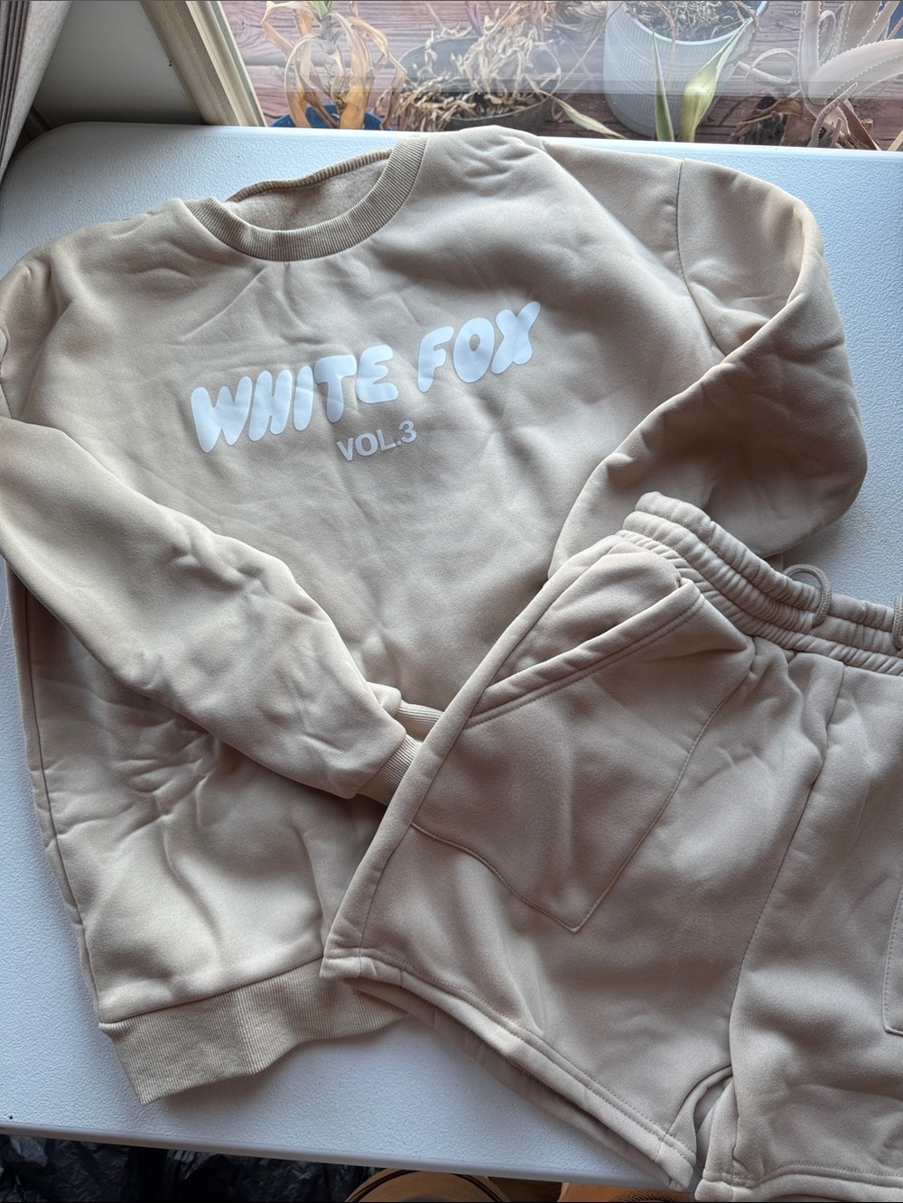 Cream Drawstring Women's sweatshirt & Shorts set - White Fox dupe